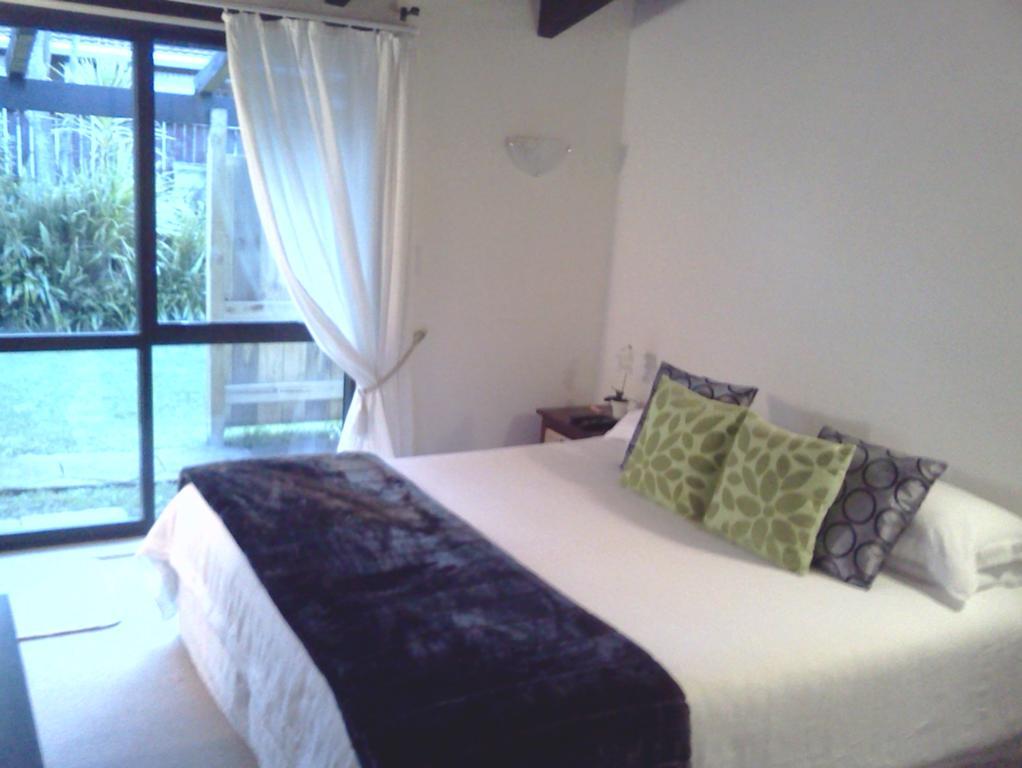 Waters Edge B&B Kaitaia Room photo