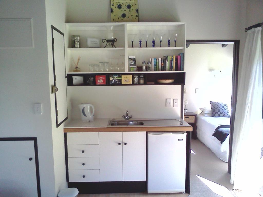Waters Edge B&B Kaitaia Room photo